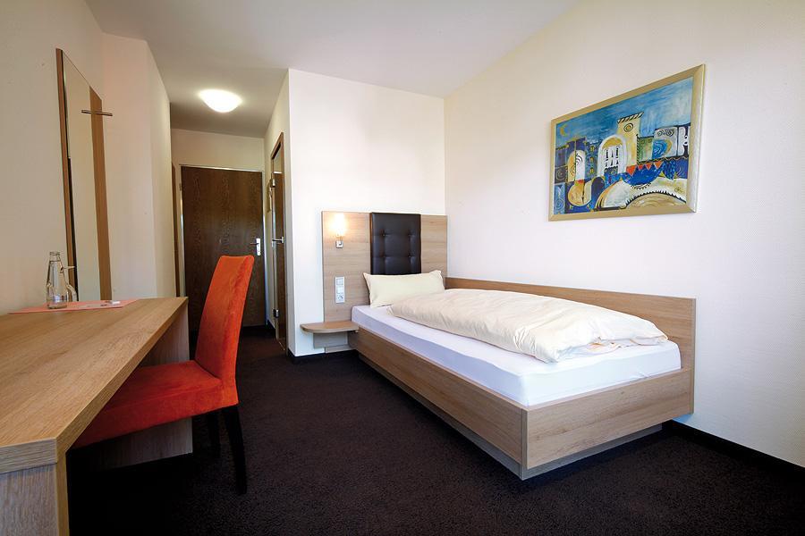 Hotel Stern Albershausen Zewnętrze zdjęcie
